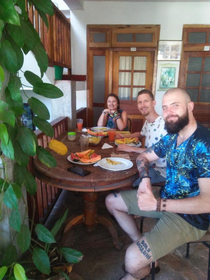 Old Town Hotel Kandy Dış mekan fotoğraf