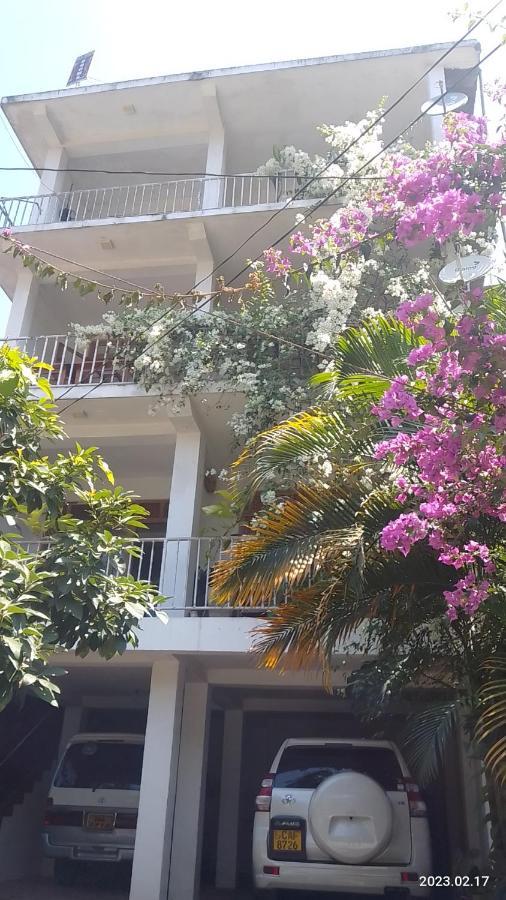 Old Town Hotel Kandy Dış mekan fotoğraf